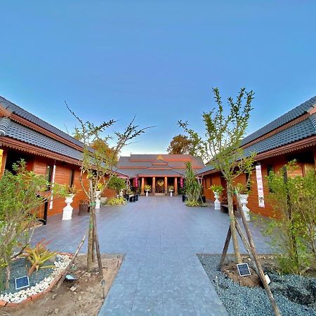 Khum Lanna Boutique Hotel Sisaket 외부 사진