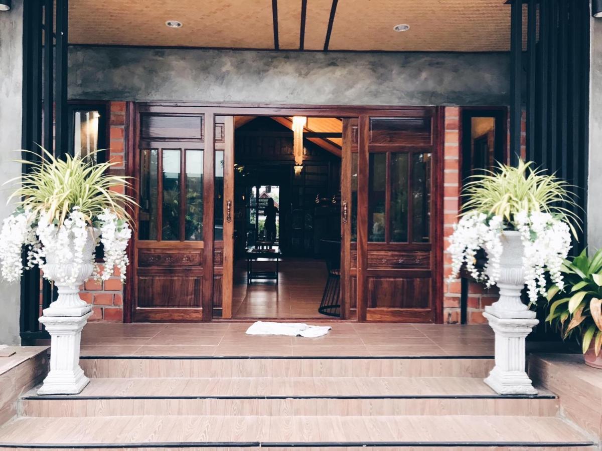 Khum Lanna Boutique Hotel Sisaket 외부 사진