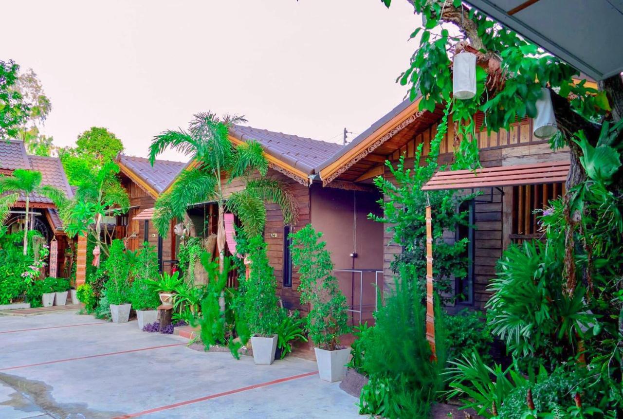 Khum Lanna Boutique Hotel Sisaket 외부 사진